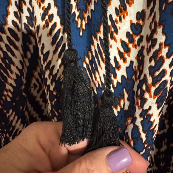 Women's Geometric Print Top w/Tassel tie - Blue Print XLARGE #B - Picture 7 of 9